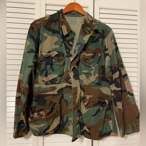 8 days a week Camo jacket